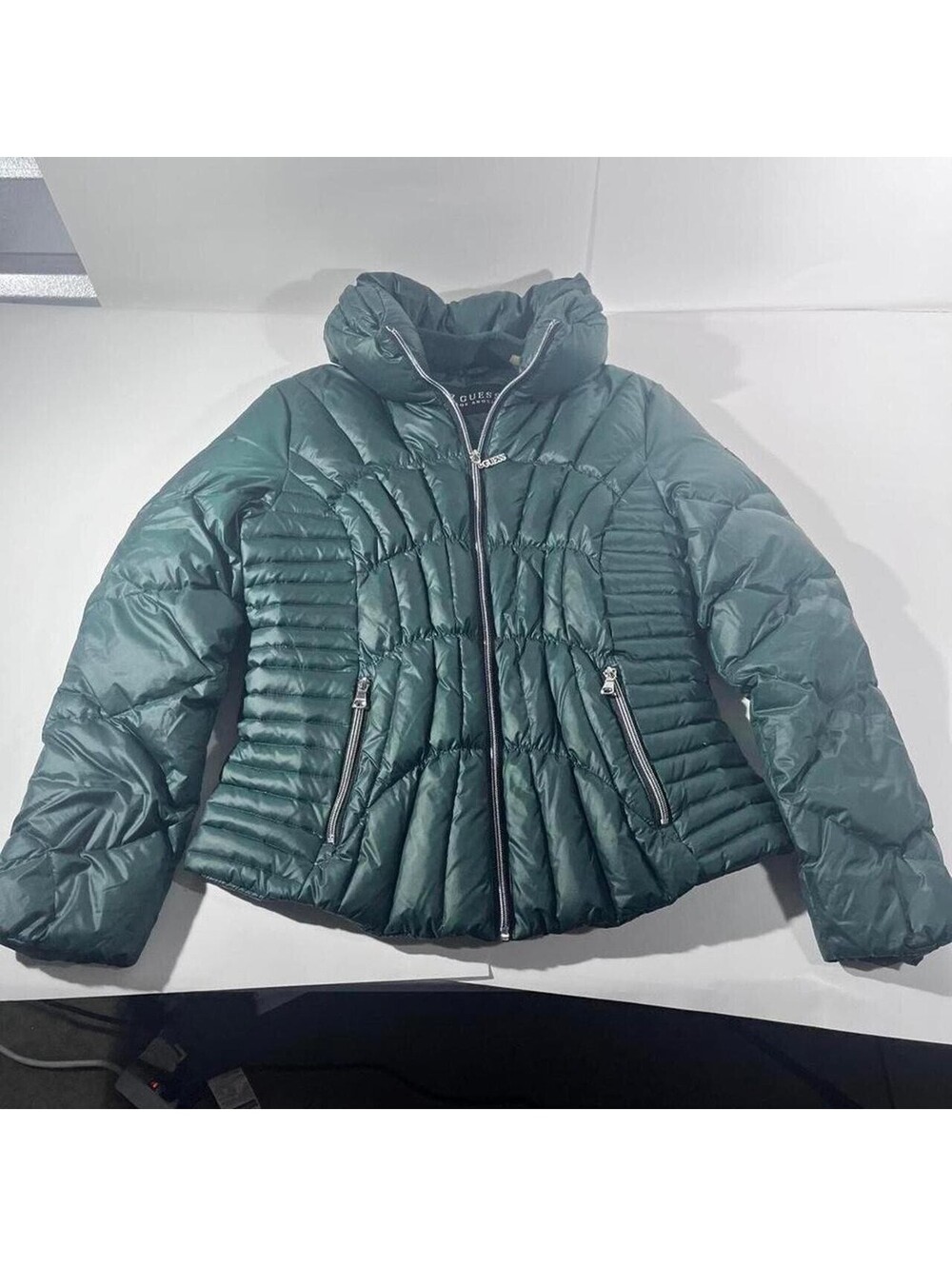 GUESS Los Angeles Green Hooded Puffer Jacket Women's Medium